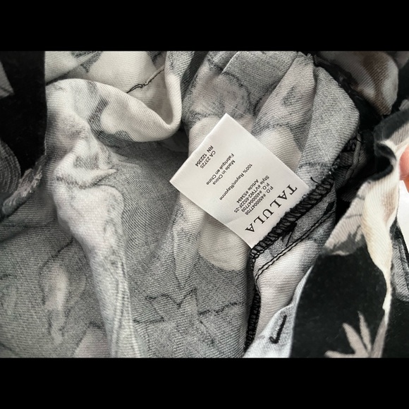 Shorts - Picture 5 of 5